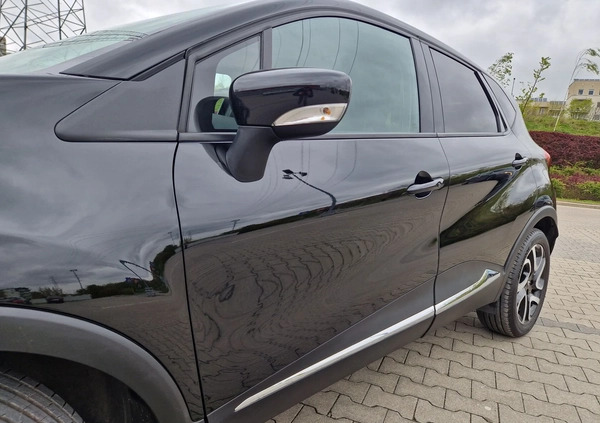 Renault Captur cena 49600 przebieg: 104831, rok produkcji 2015 z Gdańsk małe 781